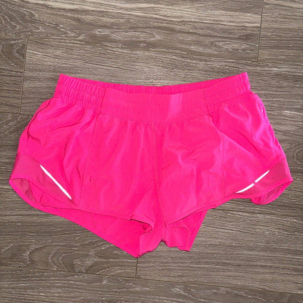 COPY - Lululemon hotty hot low rise short size 10